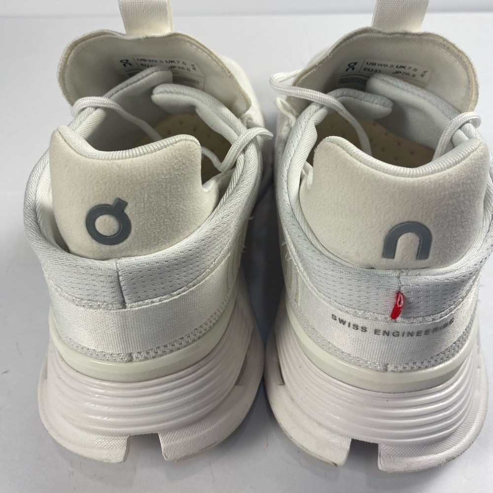 On Cloud White cloudnova 2 Athletic Sneakers Wome… - image 5